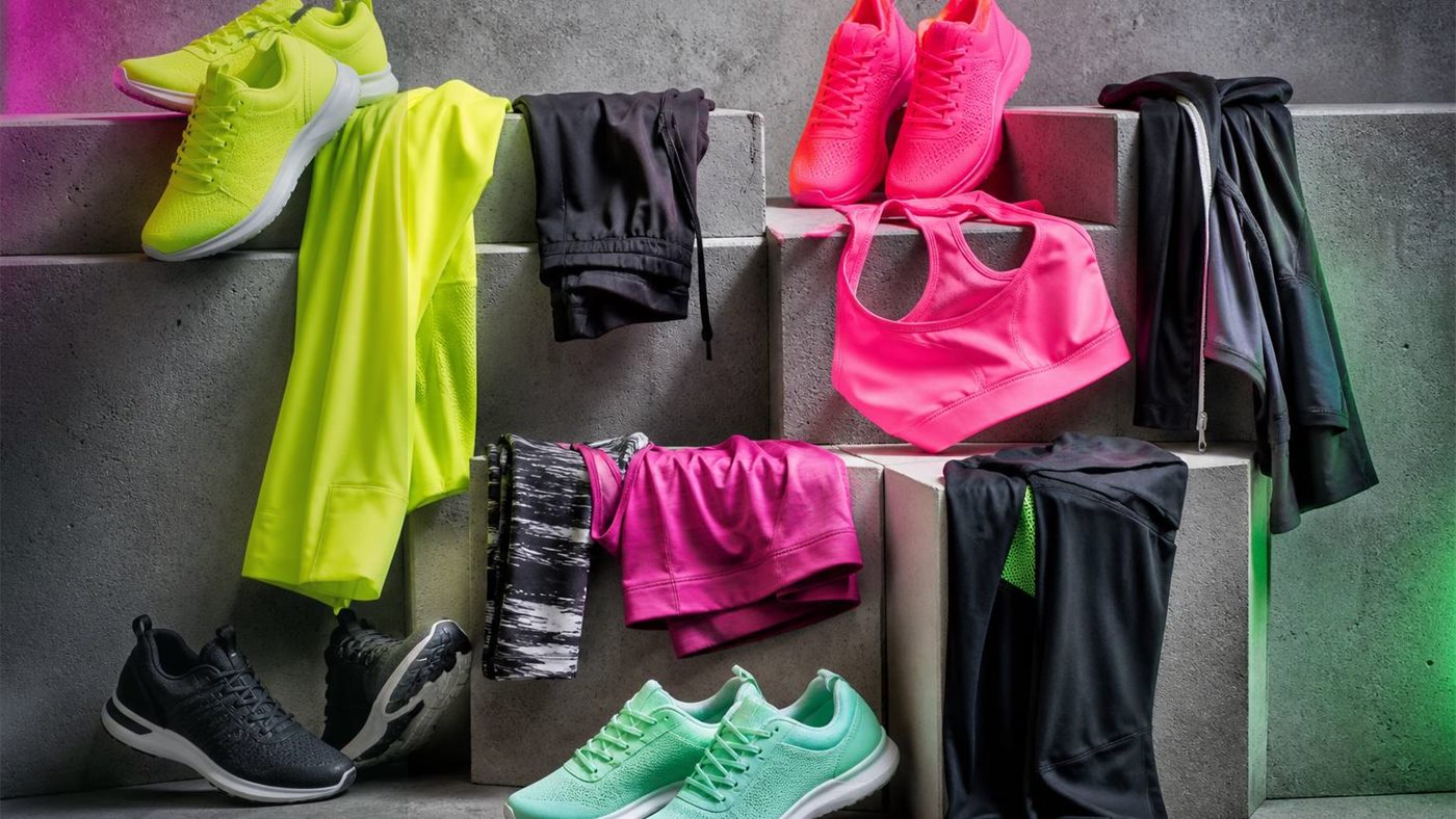 Stock abbigliamento sportivo – foto categoria Stocchisti Abbigliamento sportivo